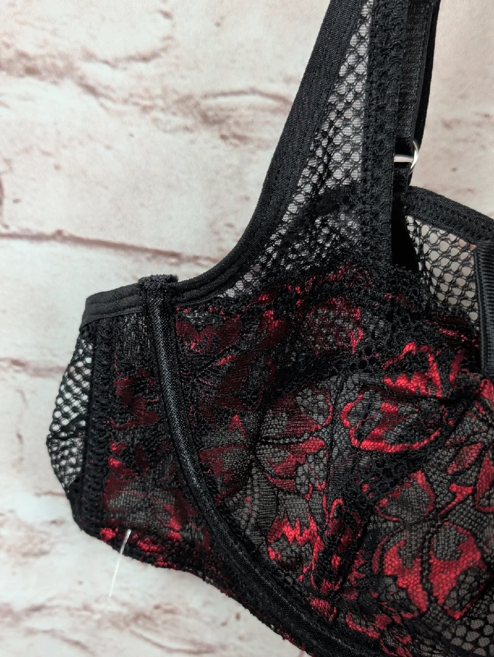 ADORE Me Black & Red Lace Underwire Bra 36a - Picture 6 of 8
